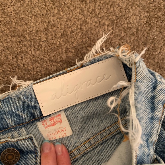 Vintage Levi’s - aligrace - Picture 7 of 10